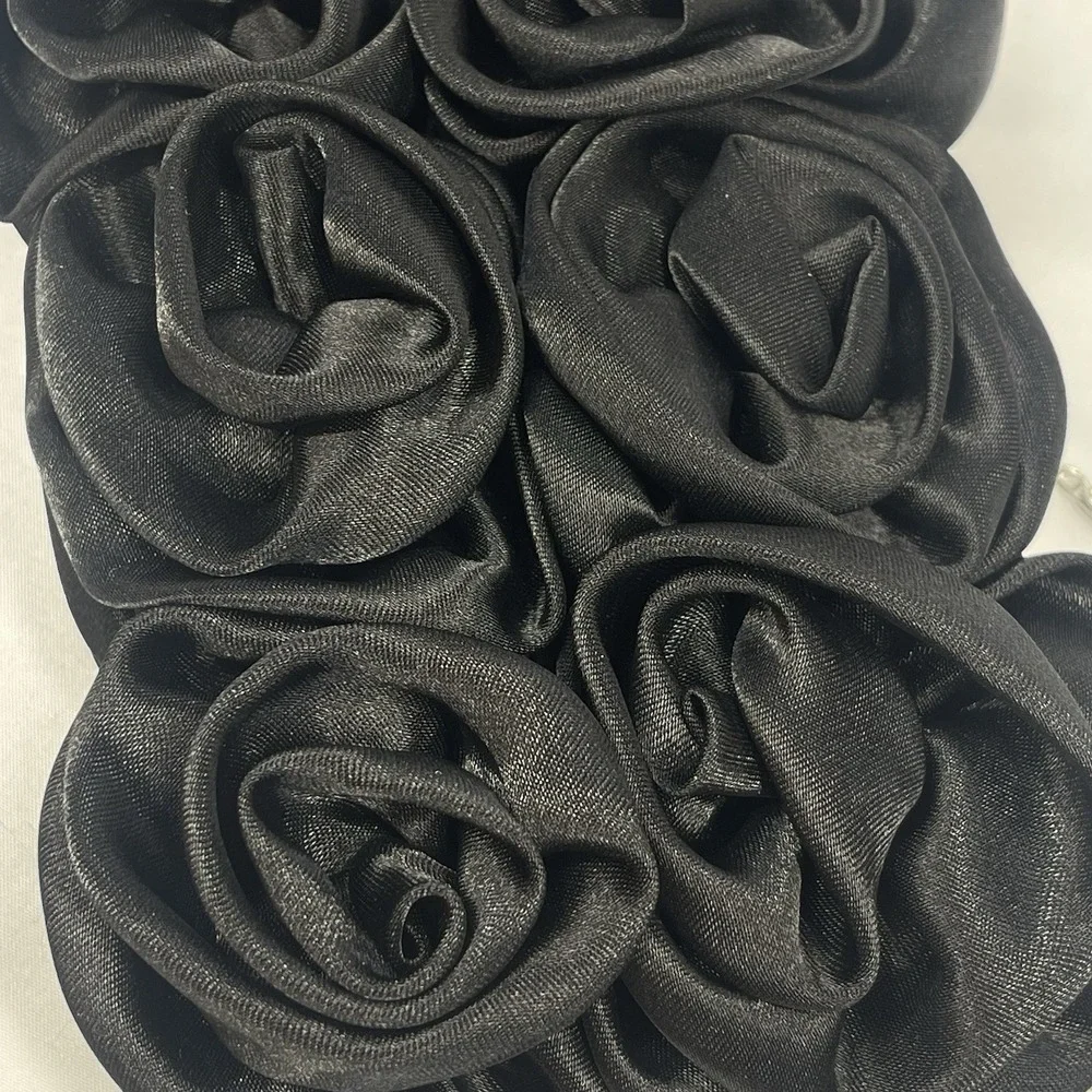 N/A elegant black